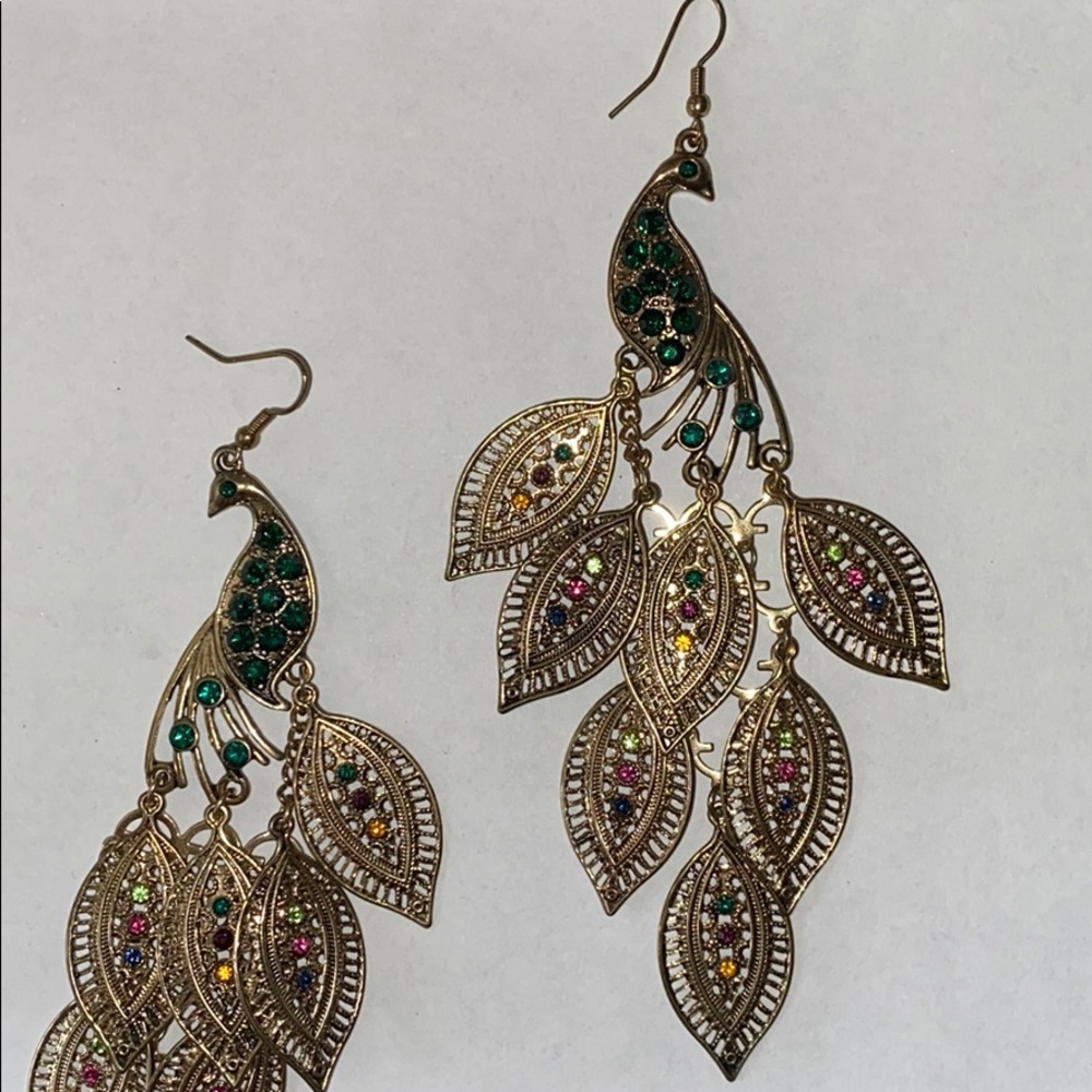 Assorted dangly earrings - Picture 2 of 9